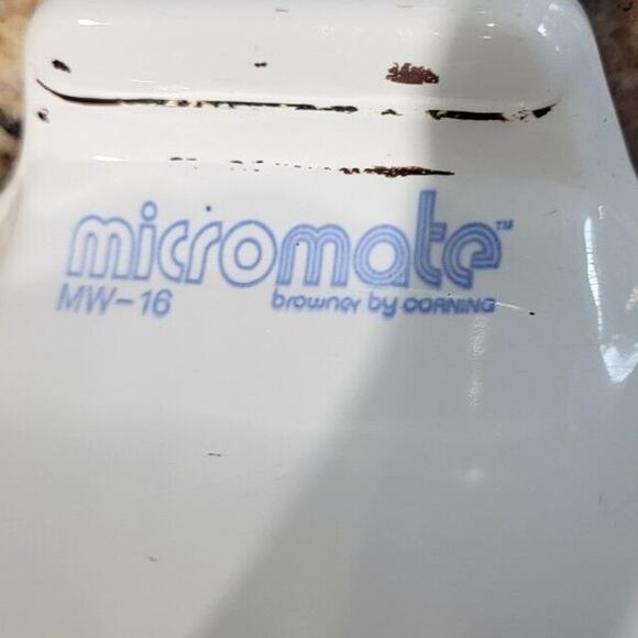 Corning Ware MW-16 10 x 10 White MicroMake Browning Dish w/ Lid - Picture 7 of 16